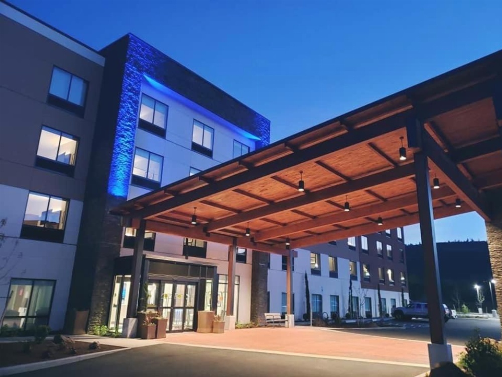 Holiday Inn Express and Suites The Dalles Main image